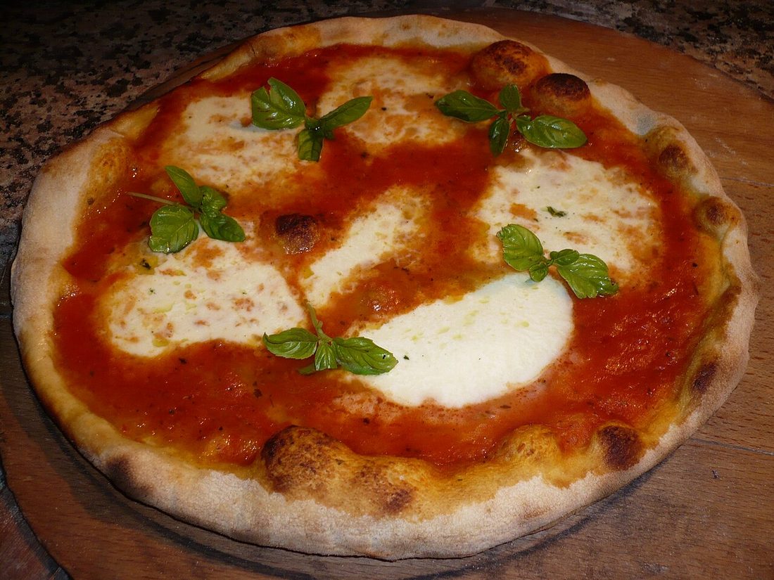 Margherita pizza