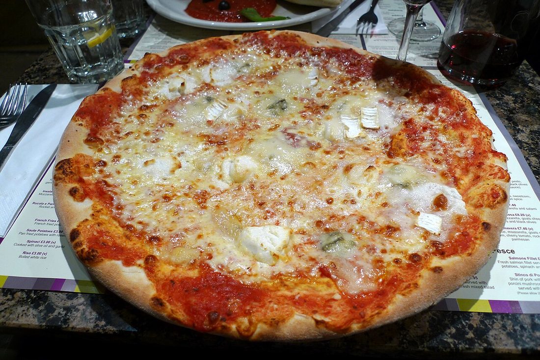 Quattro Formaggi pizza